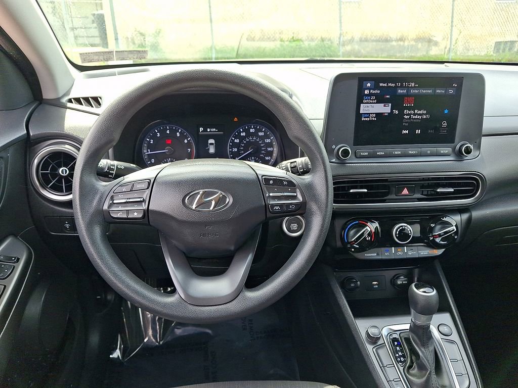 Used 2023 Hyundai Kona SEL AWD/4WD image 17
