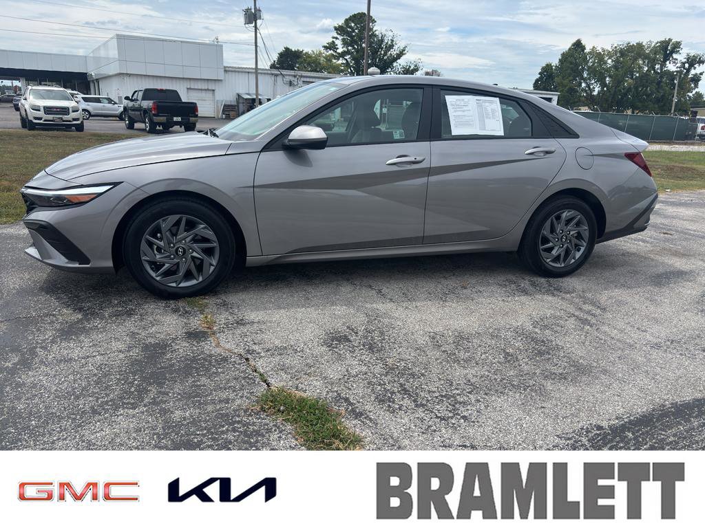 Used 2024 Hyundai Elantra SEL