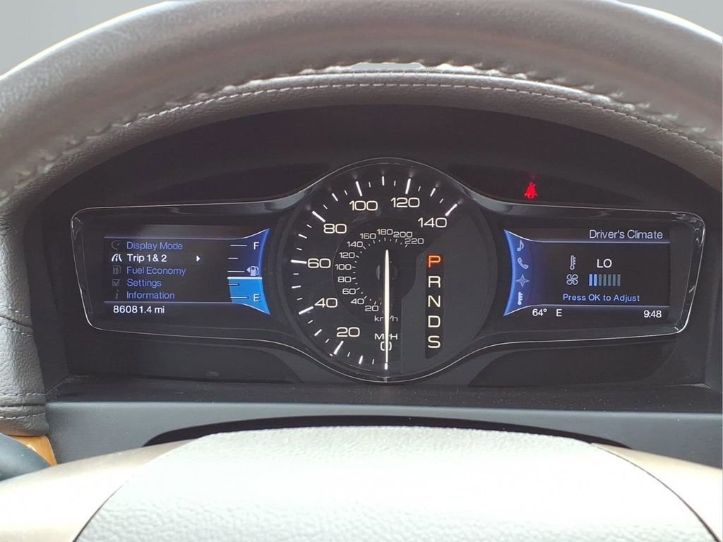 Used 2013 Lincoln MKX AWD image 12