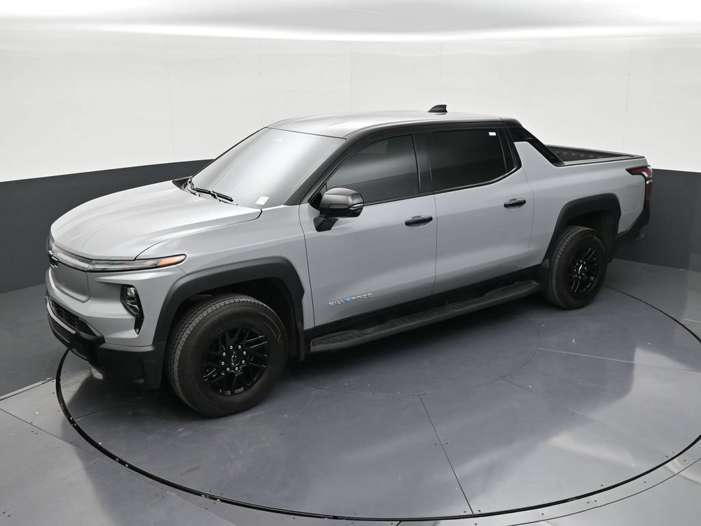 Used 2026 Chevrolet Silverado EV LT w/ Plus Package AWD/4WD image 12