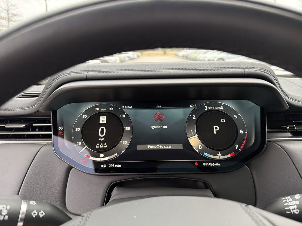 Used 2025 Land Rover Range Rover Sport SE image 25