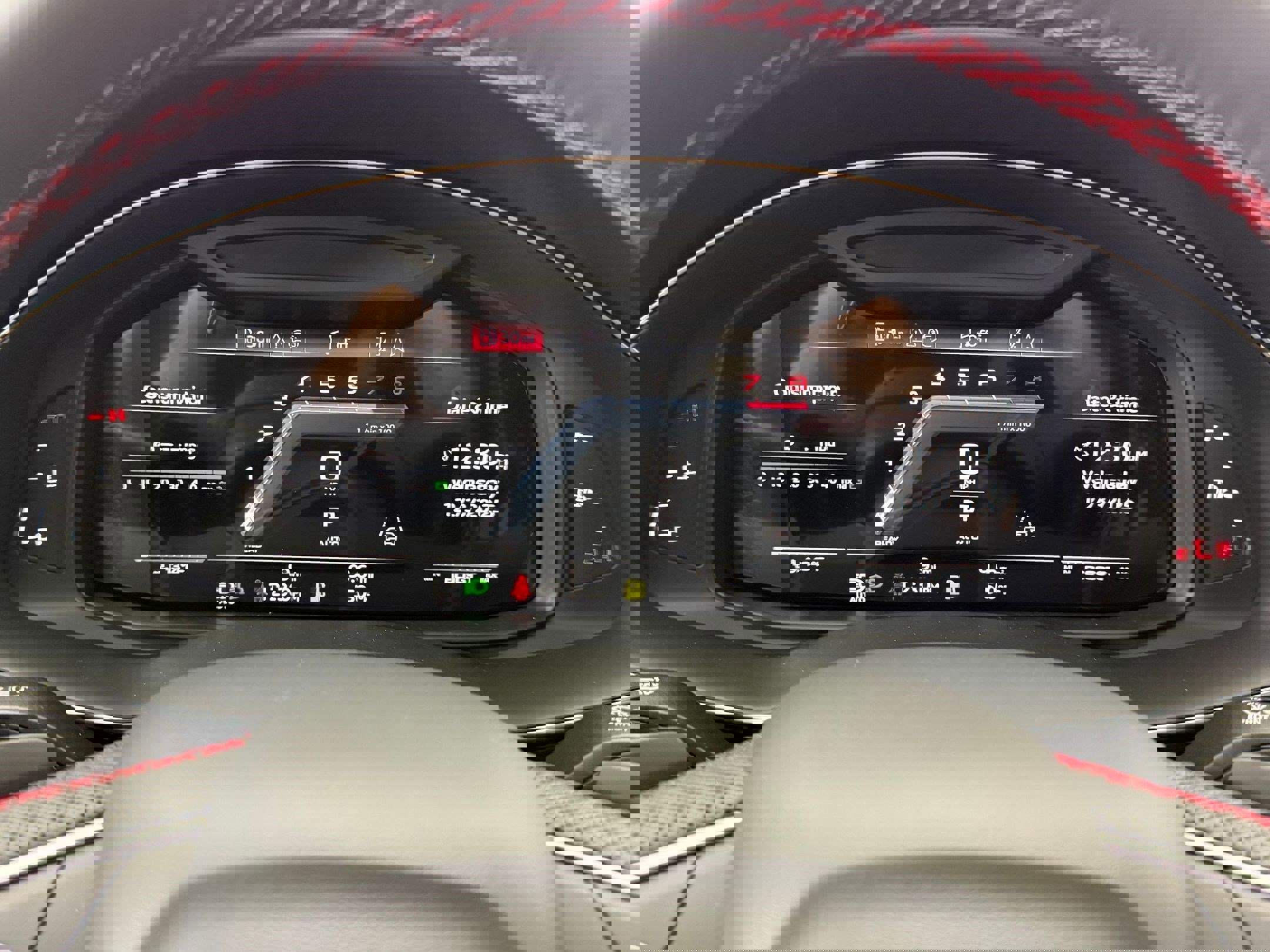 New 2026 Audi SQ8 Prestige image 23