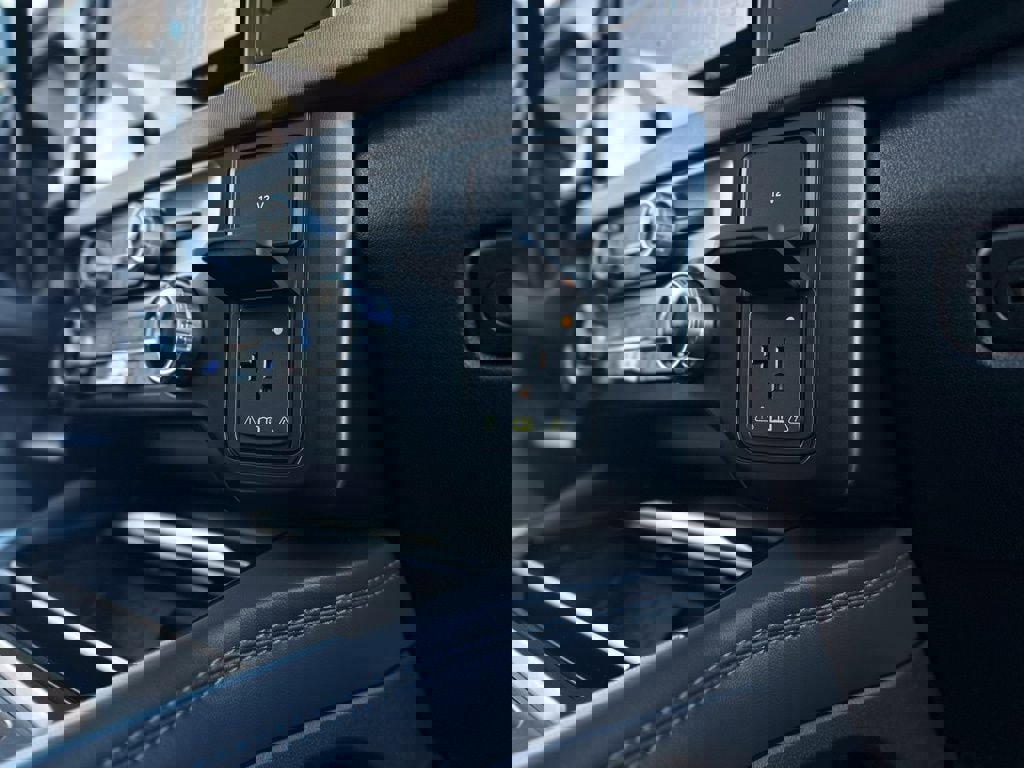 New 2026 Ford F350 Platinum image 52