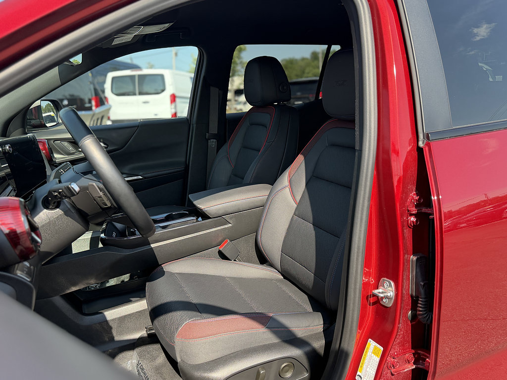 Used 2025 Chevrolet Equinox RS w/ Safety and Technology Package AWD/4WD image 12