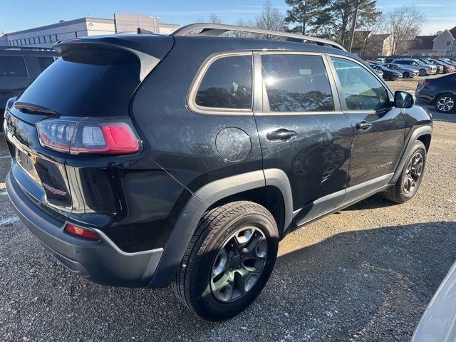 Used 2019 Jeep Cherokee Trailhawk image 9