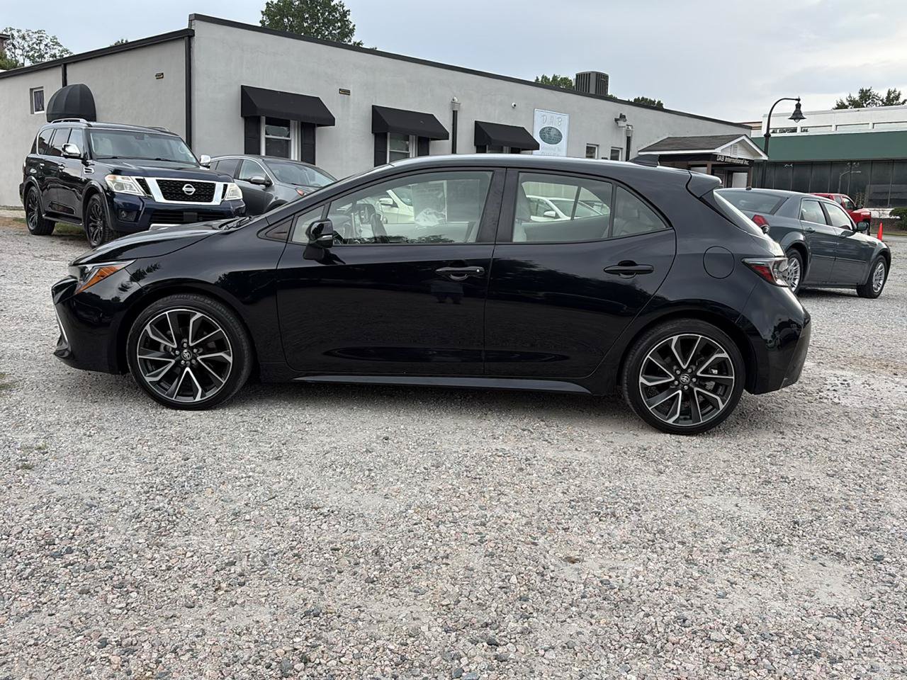 Used 2022 Toyota Corolla XSE FWD image 13