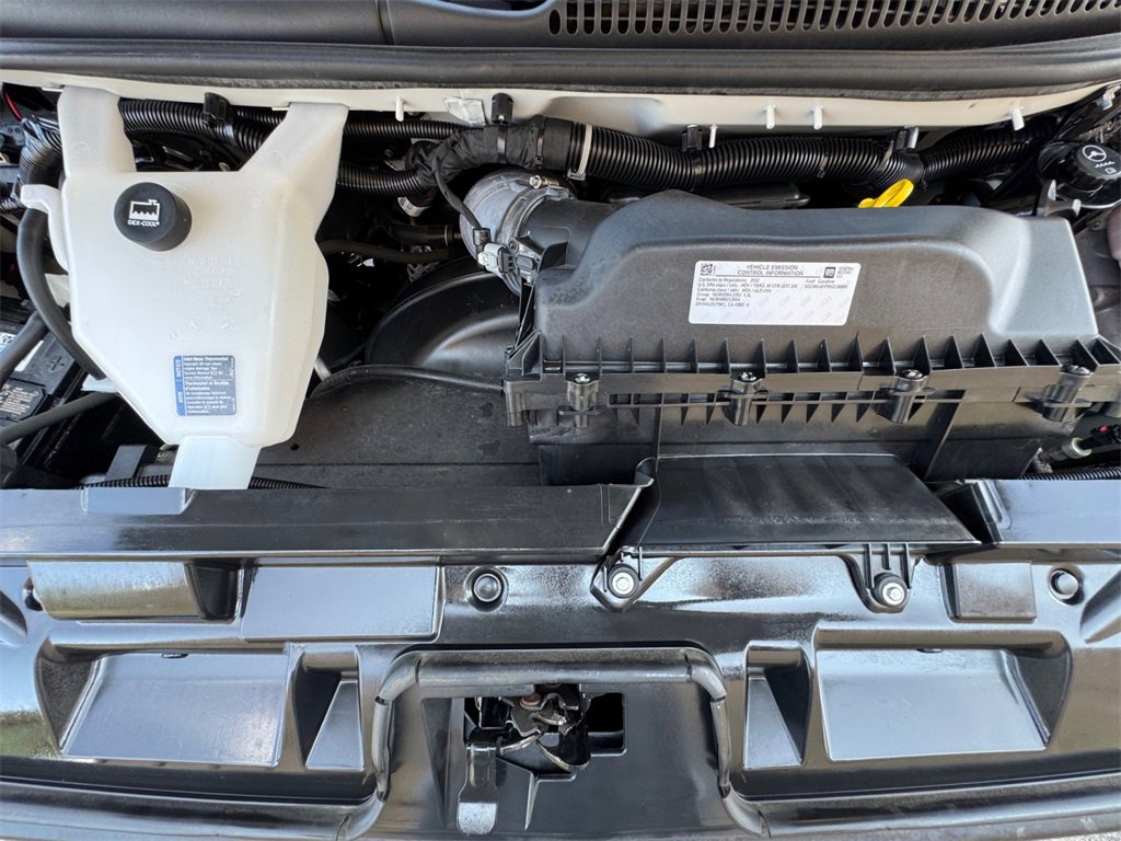 Used 2022 Chevrolet Express 2500 w/ Driver Convenience Package image 9