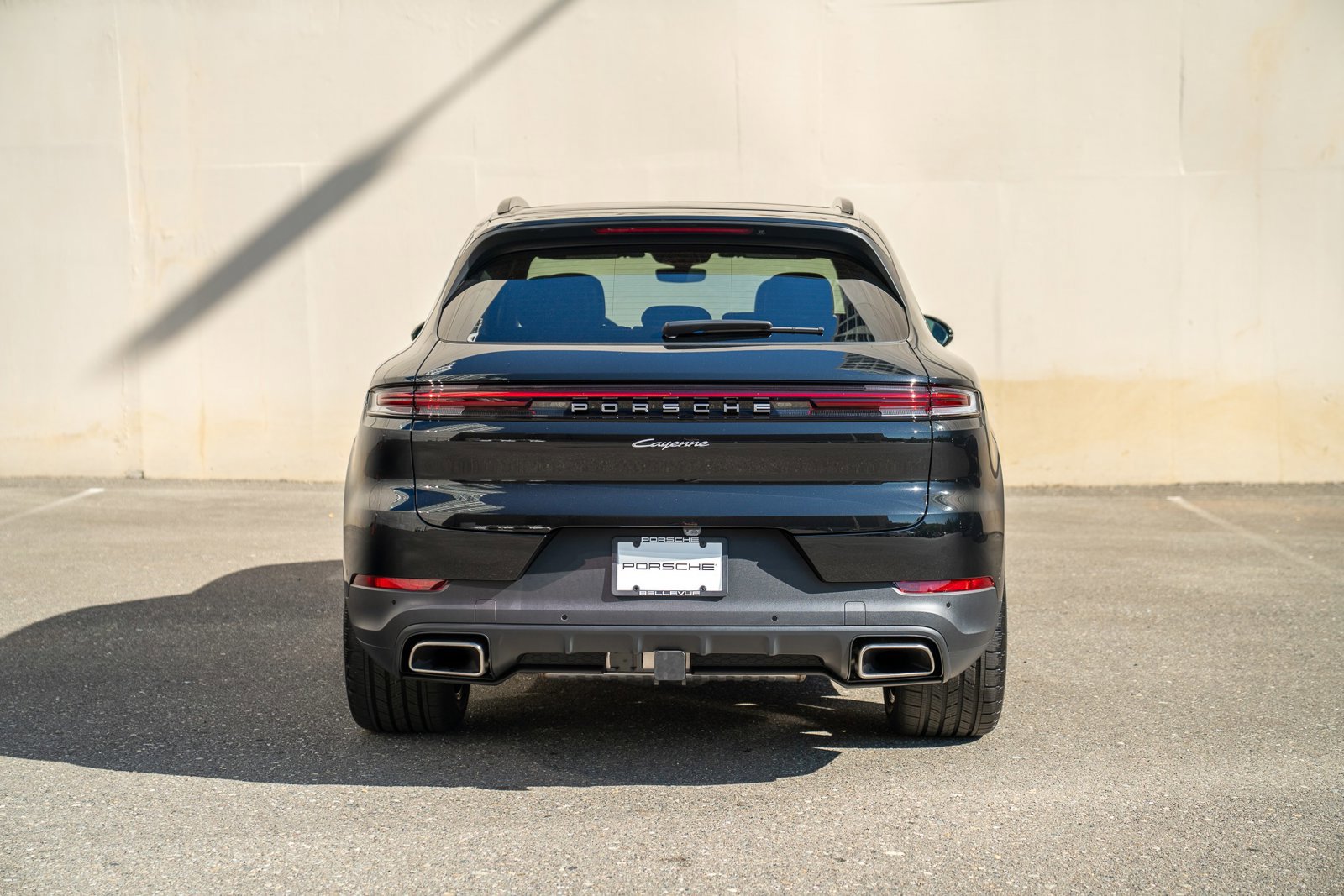 Certified 2025 Porsche Cayenne AWD/4WD image 7