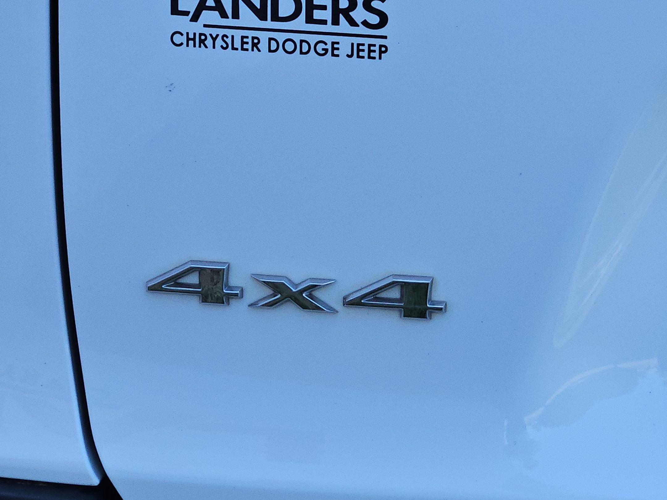 Used 2022 Jeep Cherokee Limited w/ Elite Package AWD/4WD image 30