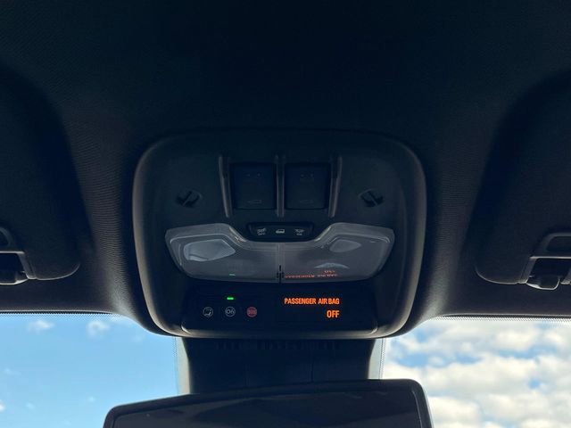 Certified 2025 Chevrolet Colorado Z71 w/ Z71 Convenience Package 2 image 36