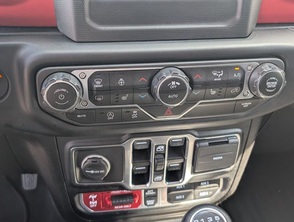 Used 2021 Jeep Gladiator Rubicon w/ LED Lighting Group AWD/4WD image 20