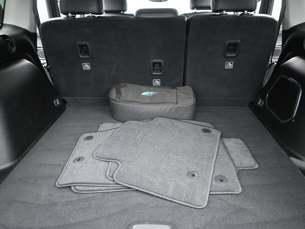 Used 2022 Jeep Grand Cherokee Limited 4xe image 17