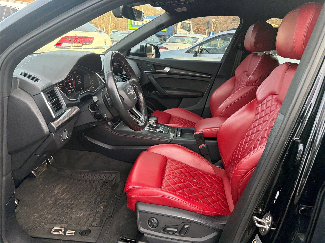 Used 2018 Audi SQ5 Premium Plus w/ S Sport Package image 18