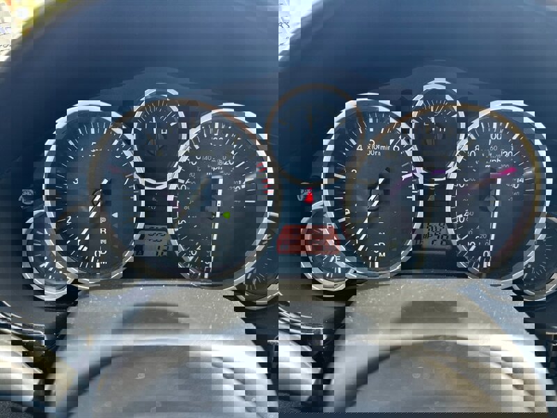 Used 2006 MAZDA MX-5 Miata Touring image 14