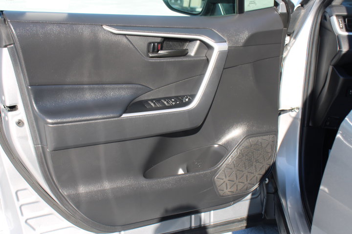 Certified 2024 Toyota RAV4 LE image 10