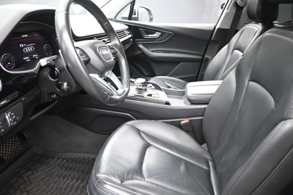 Used 2019 Audi Q7 3.0T Premium Plus AWD/4WD image 17