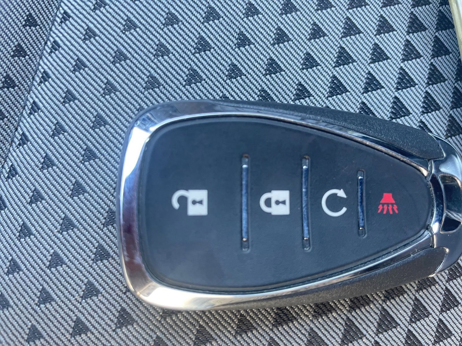 Used 2025 Chevrolet Trax LT image 22