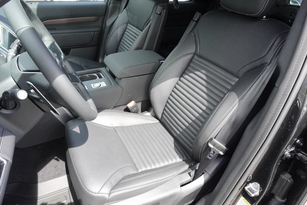 New 2026 Land Rover Discovery S AWD/4WD image 20
