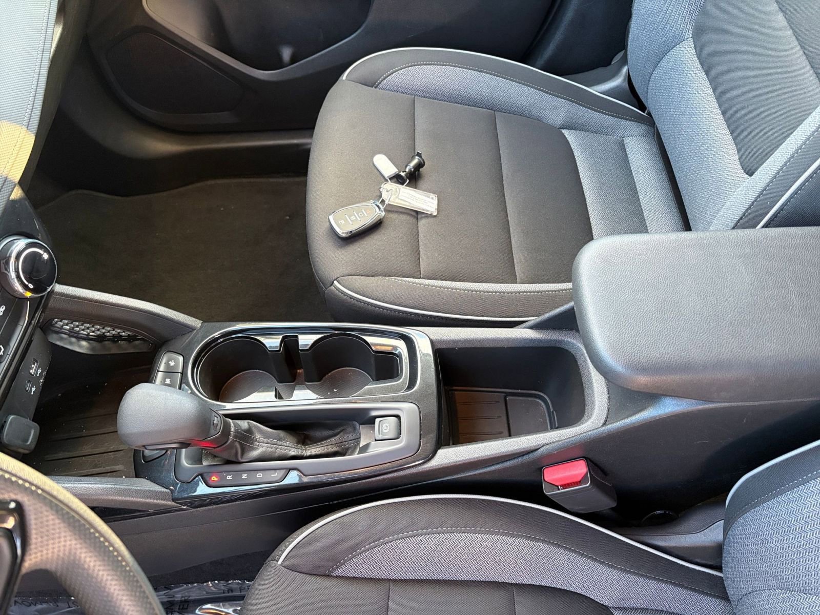 Used 2025 Chevrolet TrailBlazer LT image 39