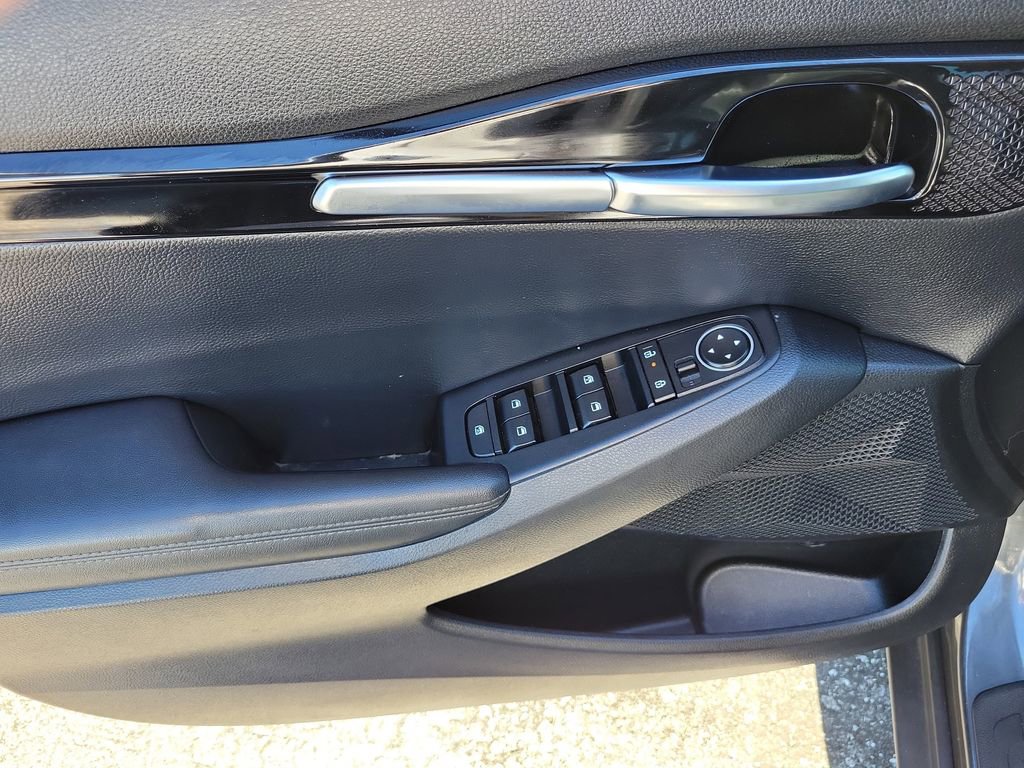 Used 2024 Kia Seltos EX image 16