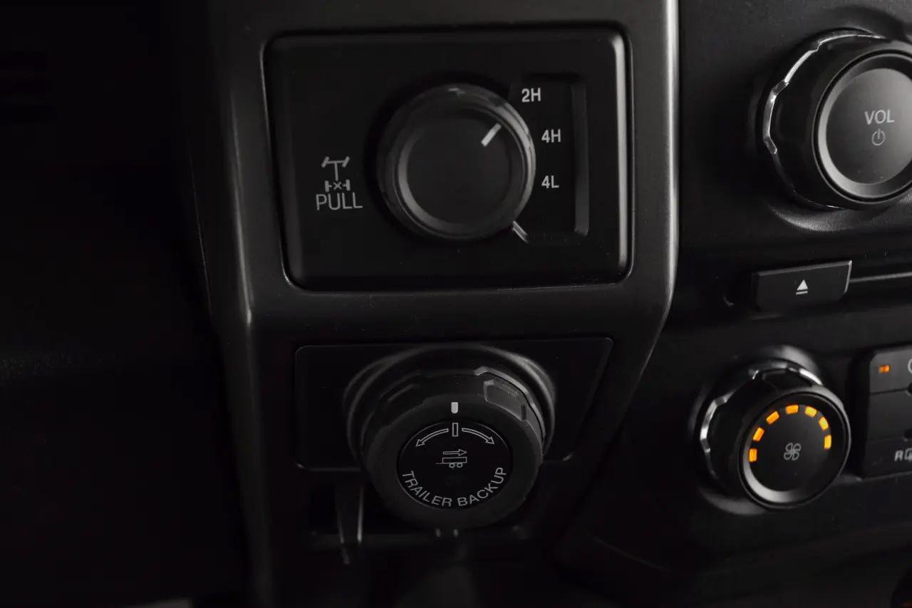 Used 2017 Ford F150 XLT w/ Equipment Group 301A Mid image 23