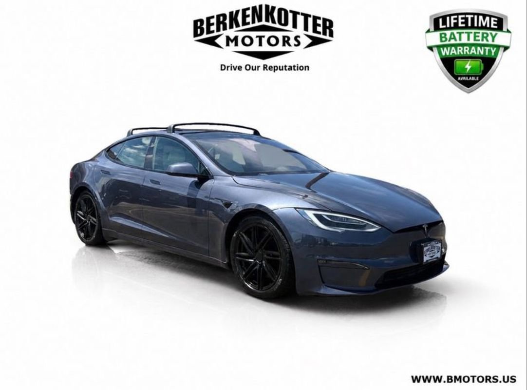 Used 2022 Tesla Model S Plaid AWD/4WD image 1