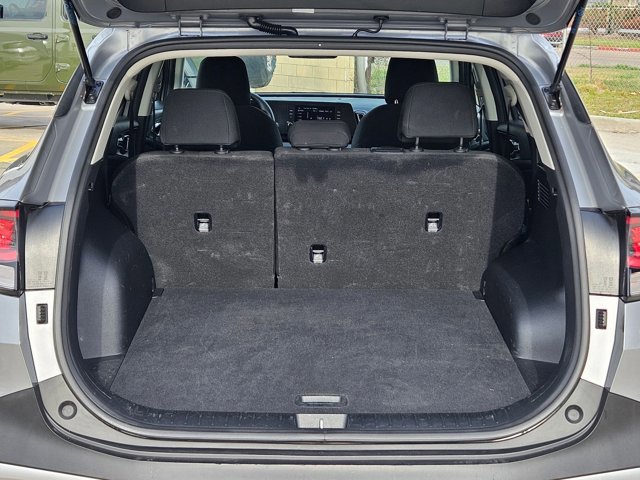 Used 2024 Kia Sportage LX image 7