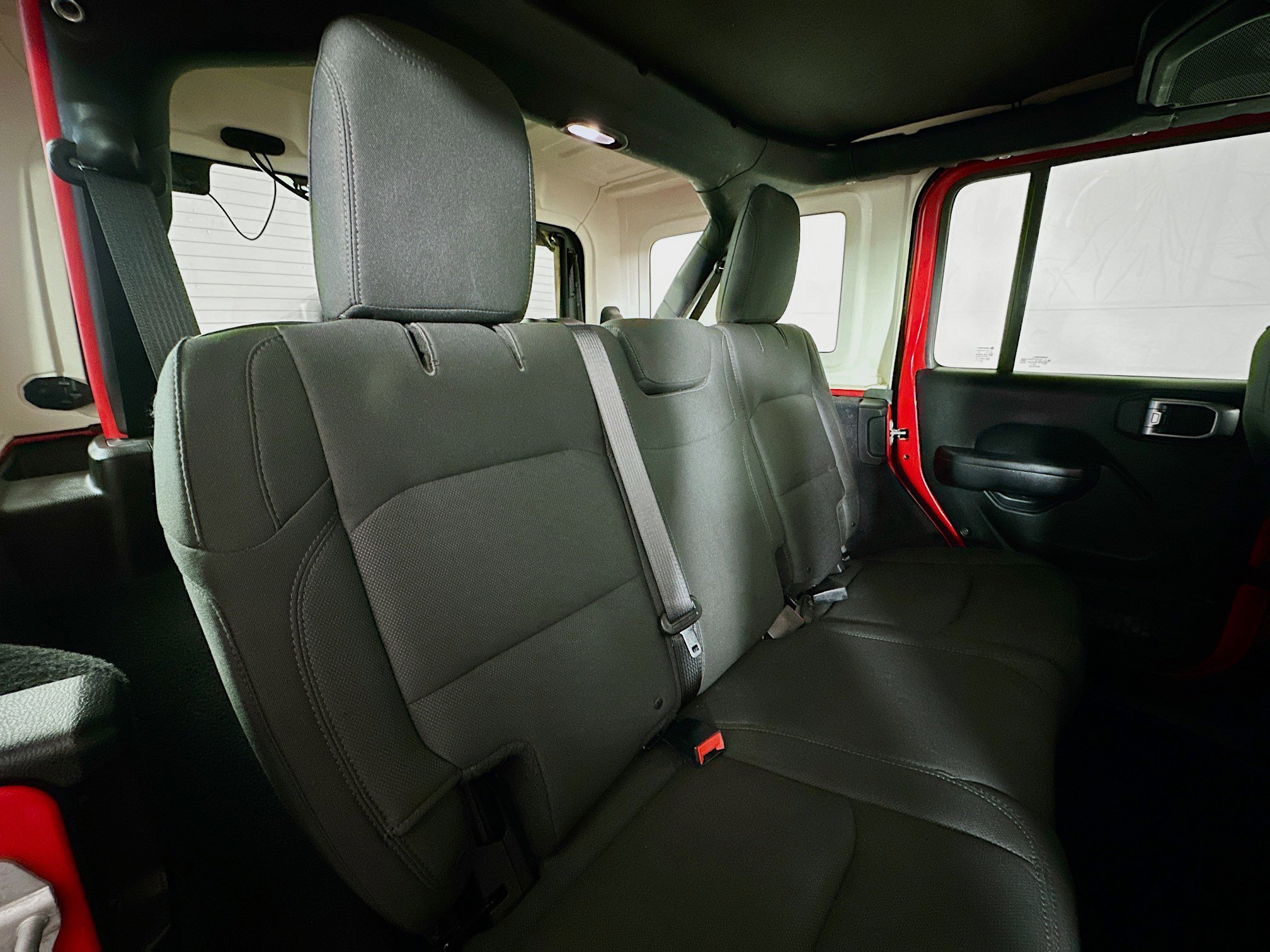 Used 2018 Jeep Wrangler Unlimited Sport S image 24