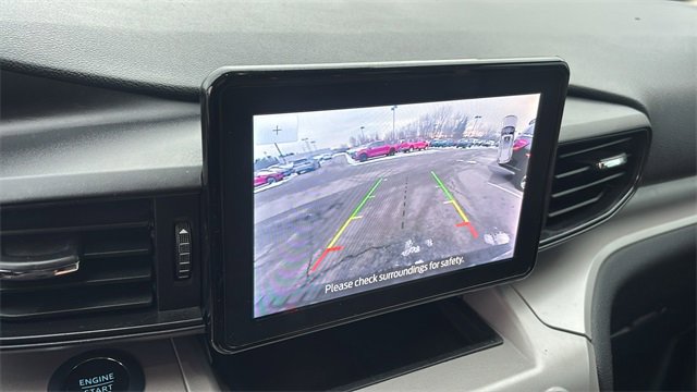 Used 2023 Ford Explorer XLT image 17
