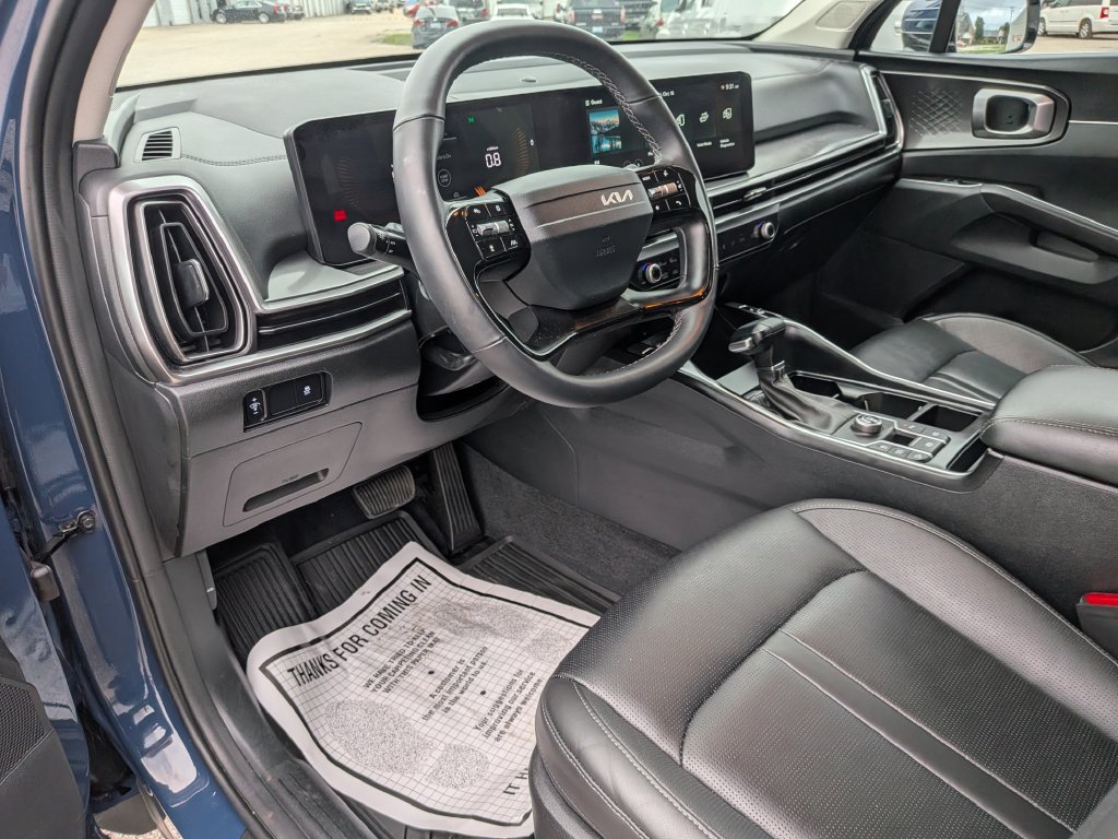 Used 2026 Kia Sorento S FWD image 15