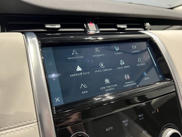 Used 2023 Land Rover Discovery Sport SE image 34