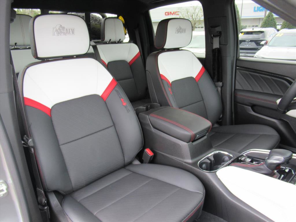 Used 2024 GMC Canyon AT4X w/ AT4X AEV Edition AWD/4WD image 8