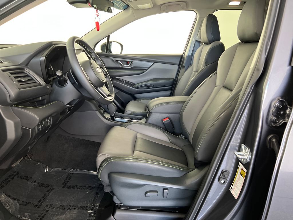 Certified 2025 Subaru Ascent Onyx Edition w/ Onyx Package AWD/4WD image 11