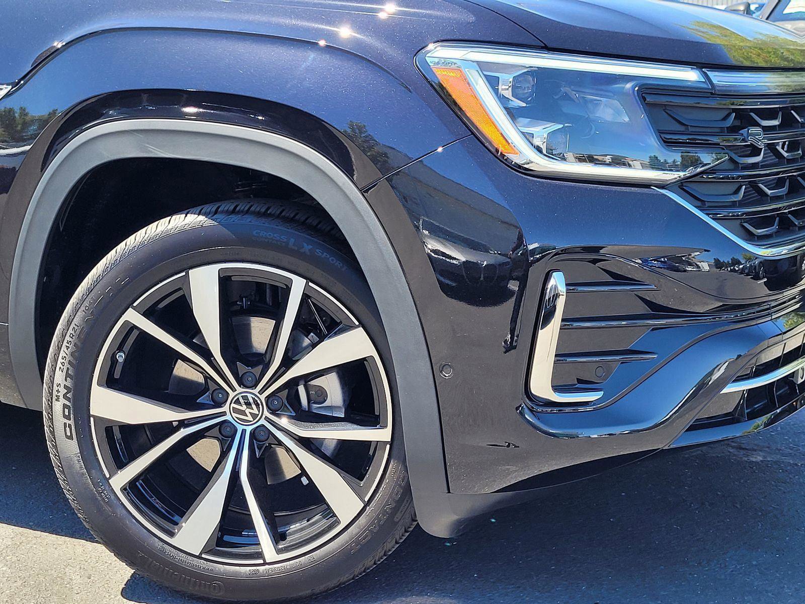 New 2025 Volkswagen Atlas SEL Premium R-Line image 4