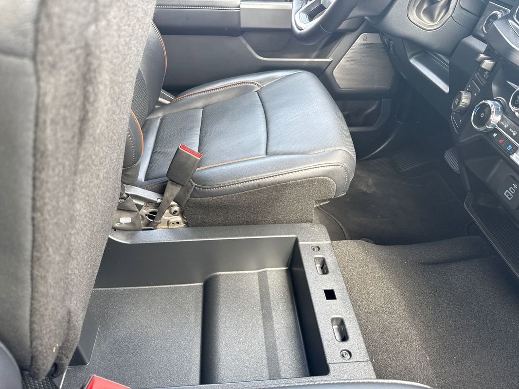 Used 2025 Ford F350 Lariat w/ Camper Package image 22