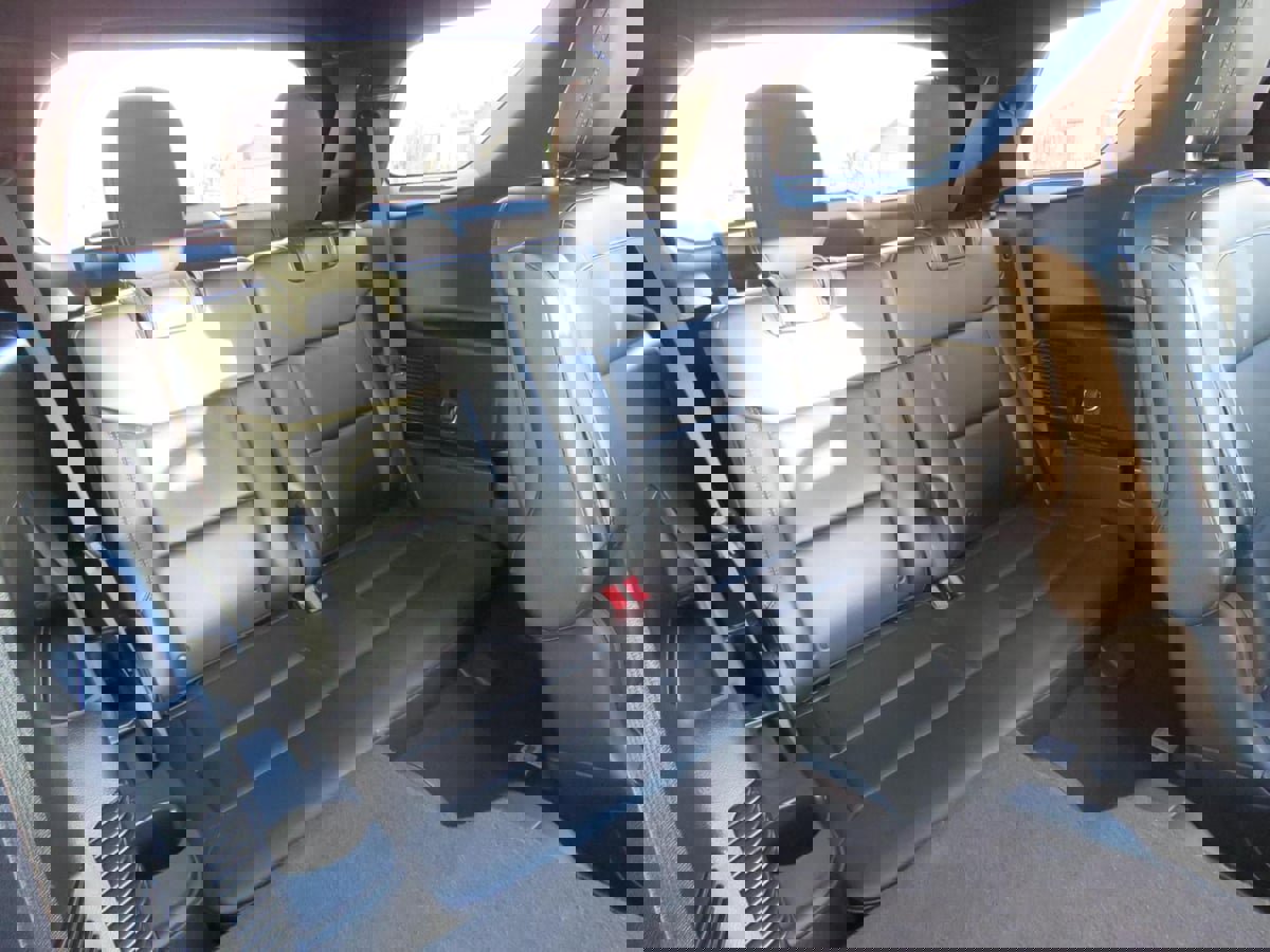 Used 2020 Ford Explorer Limited image 72