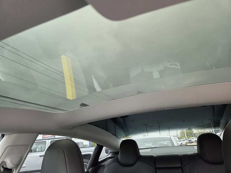 Used 2021 Tesla Model 3 Standard Range Plus RWD image 16