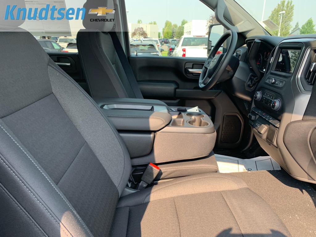 New 2026 Chevrolet Silverado 2500 Custom w/ Custom Blackout Package AWD/4WD image 14