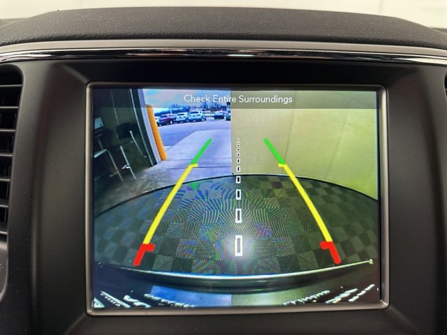 Used 2018 Jeep Grand Cherokee Limited image 29