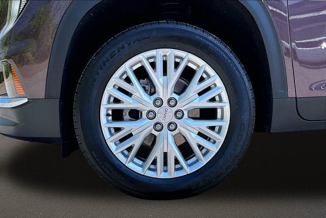 Certified 2024 GMC Acadia Elevation w/ Luxury Package AWD/4WD image 8