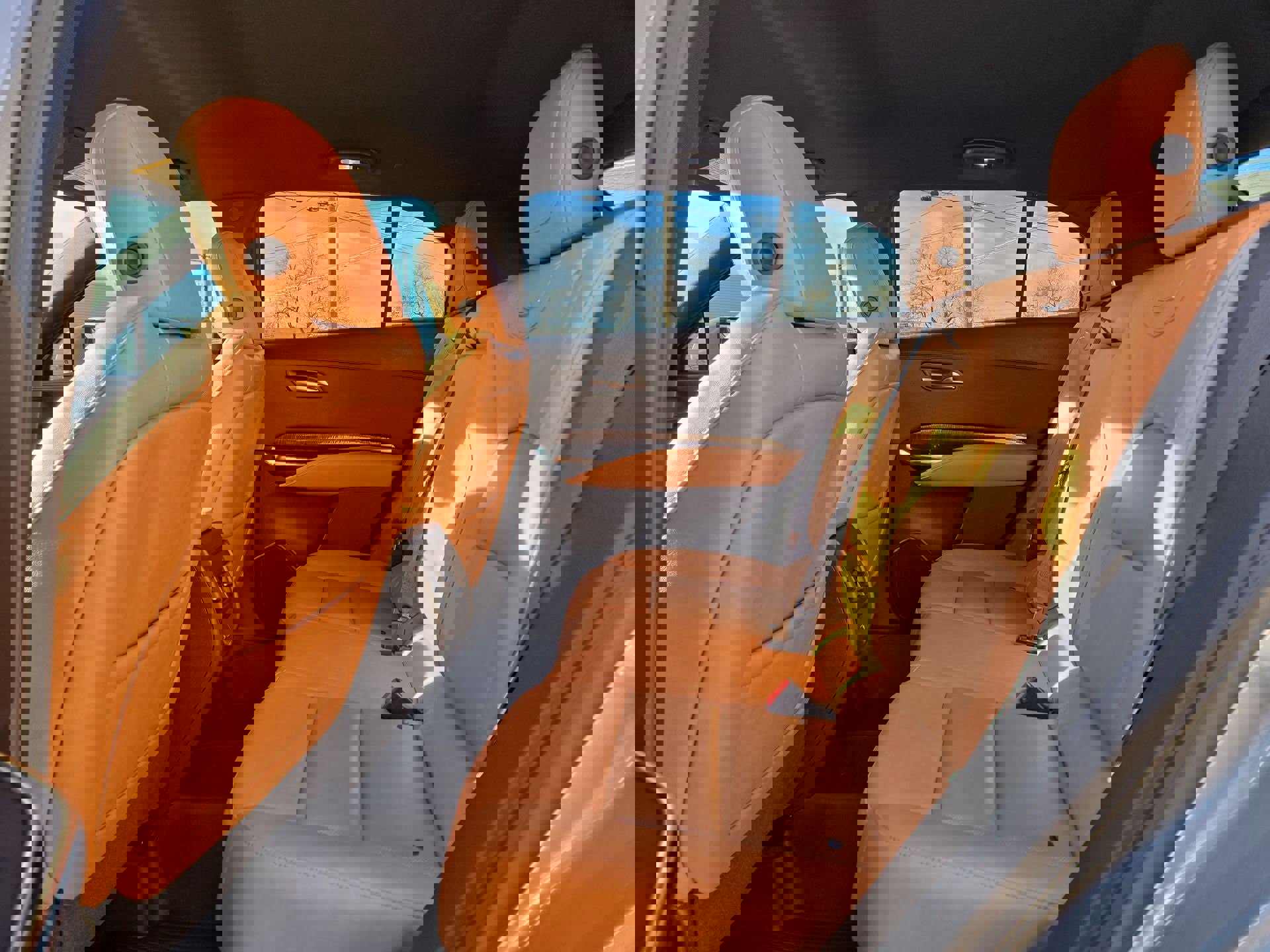 Used 2023 Cadillac XT4 Premium Luxury w/ Technology Package image 13