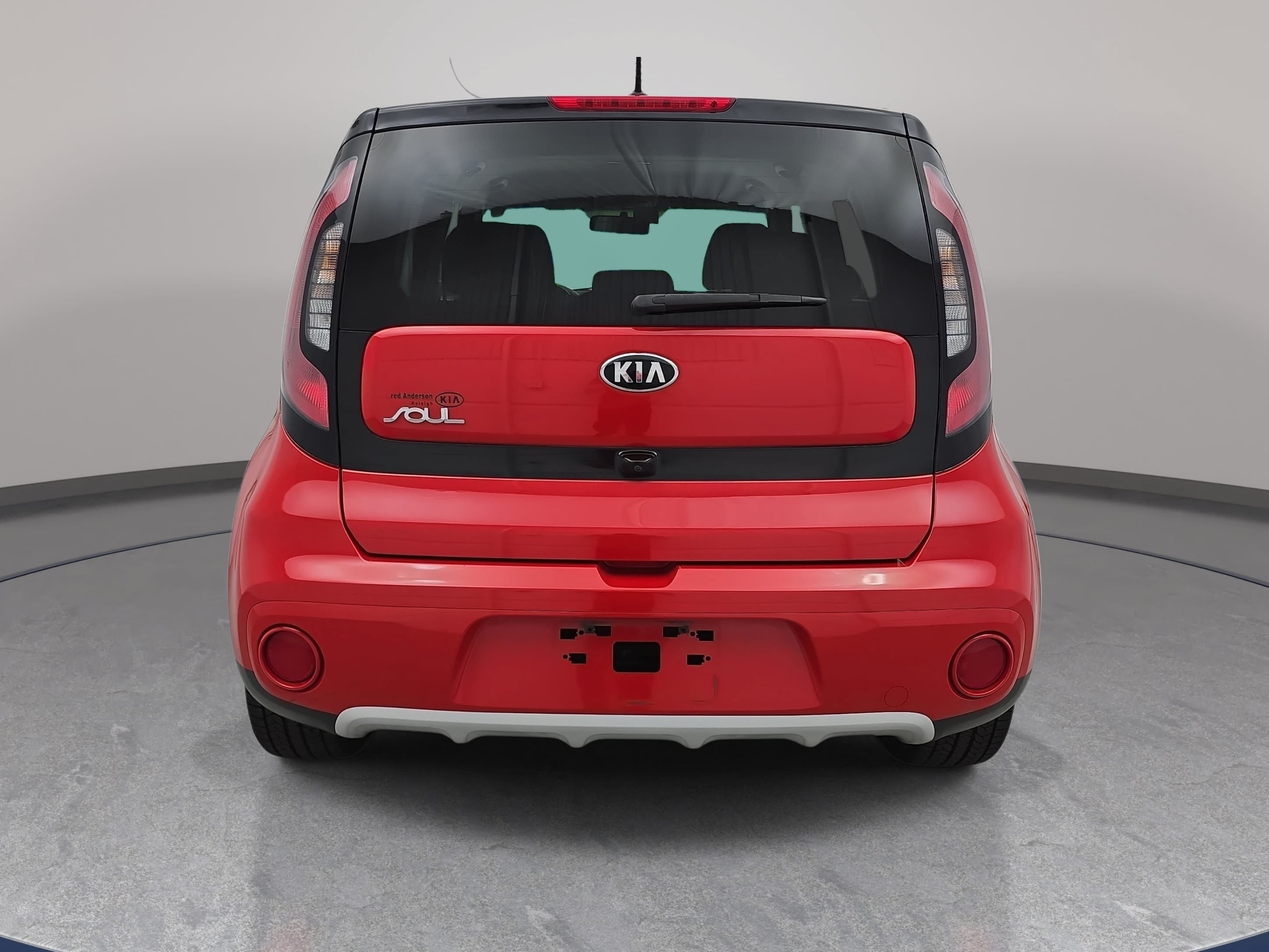 Used 2019 Kia Soul + FWD image 6