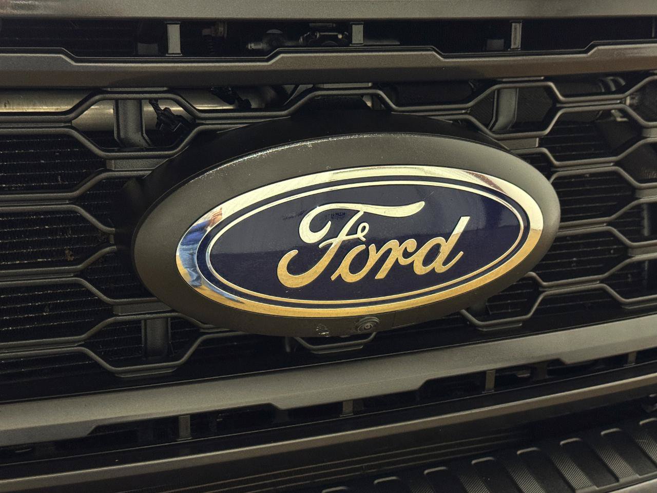 Used 2023 Ford F350 Lariat w/ Lariat Ultimate Package AWD/4WD image 67