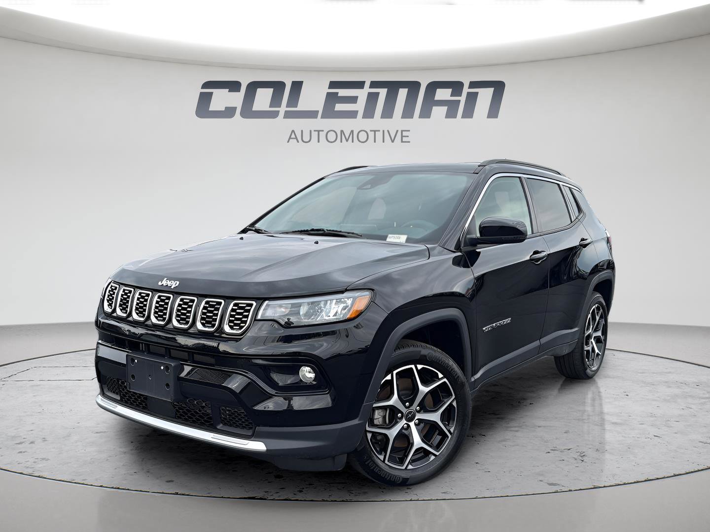 Used 2025 Jeep Compass Limited image 1
