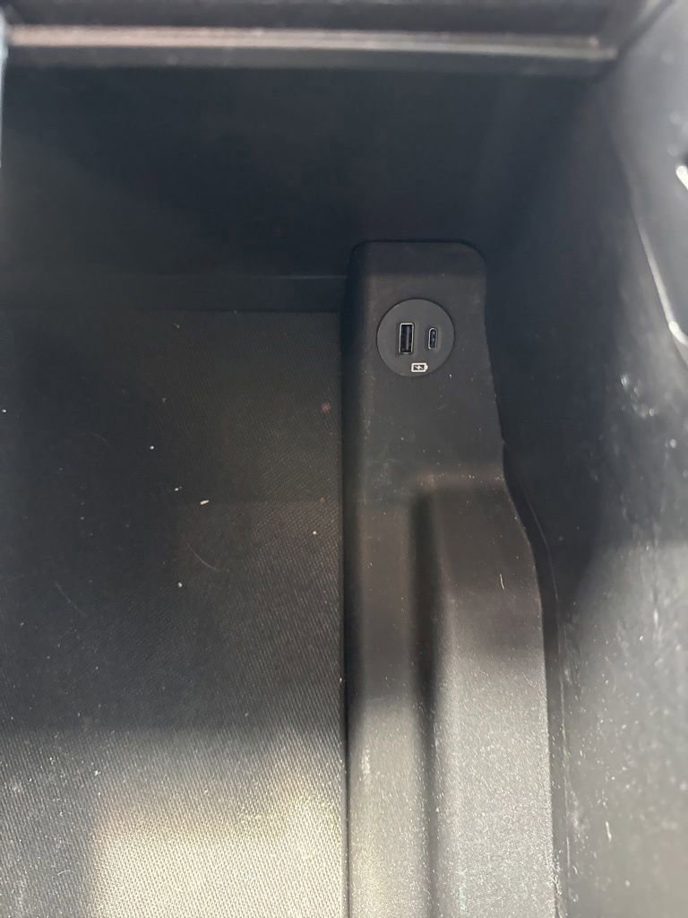 Used 2023 Ford F150 Lariat w/ Equipment Group 502A High image 40