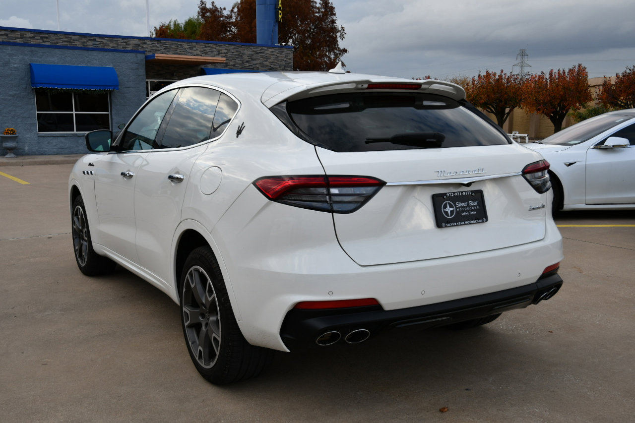 Used 2023 Maserati Levante Modena image 5