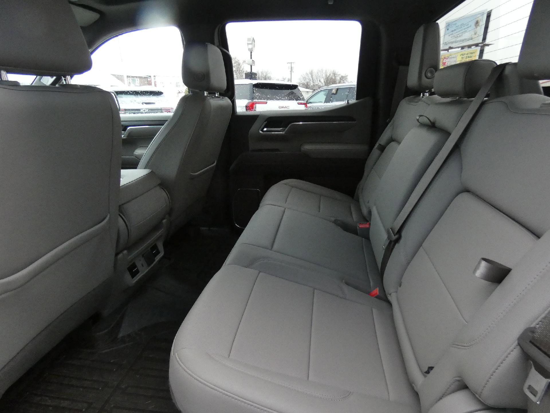 Used 2022 GMC Sierra 1500 SLT image 13