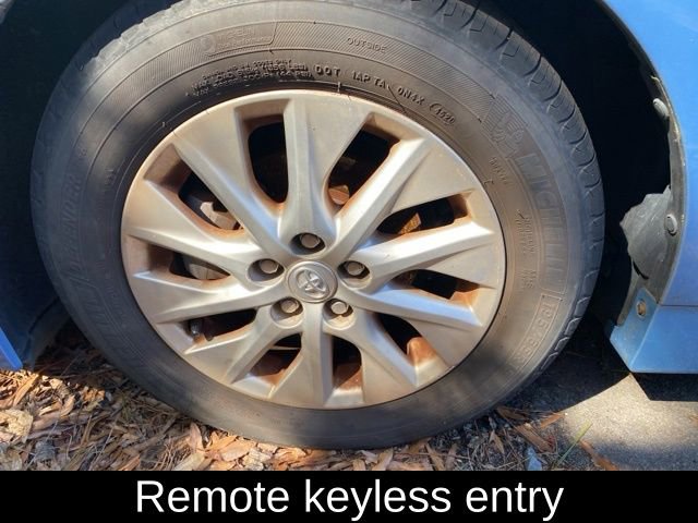 Used 2012 Toyota Prius Prime Plug-In Hybrid image 4