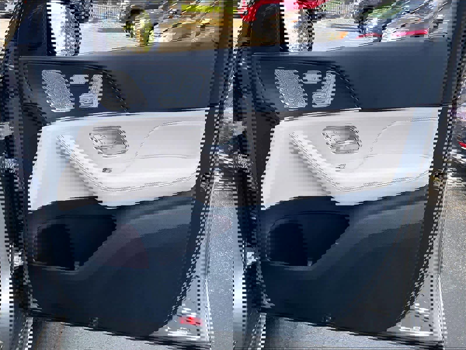 Used 2022 Mercedes-Benz GLE 350 4MATIC image 24