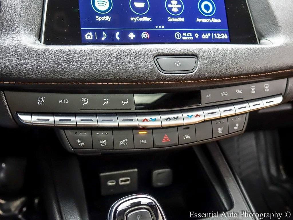 Used 2022 Cadillac XT4 Premium Luxury w/ Enhanced Visibility Package image 18